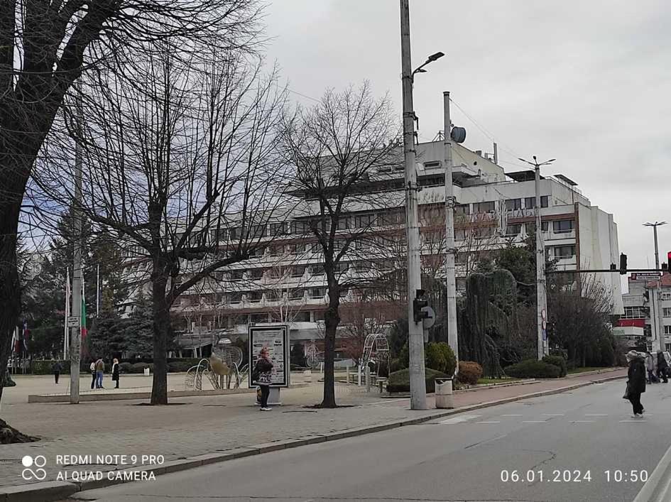 Хотел Казанлък Buitenkant foto