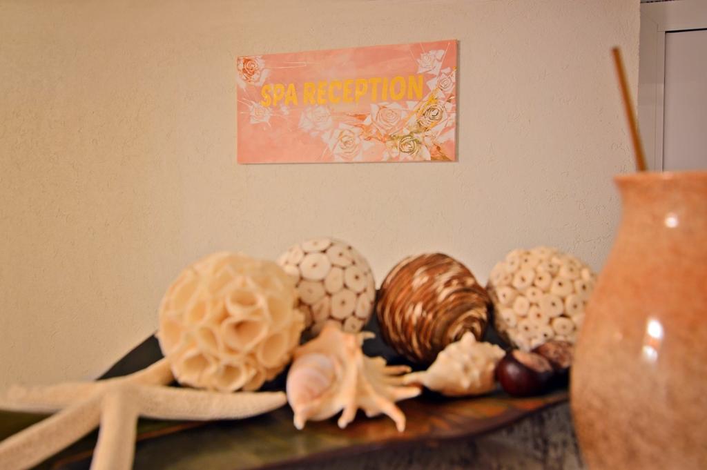 Хотел Казанлък Buitenkant foto